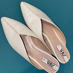 Zara Size 6.5 White Mules